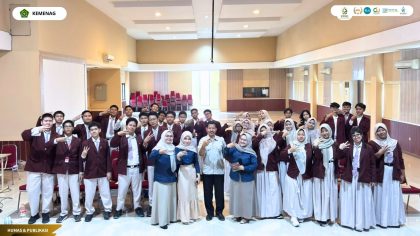 Tato Nuryanto Dosen FITK UIN Siber Cirebon Ajak Siswa Edu Global Berani Tampil dan Bangun Personal Branding