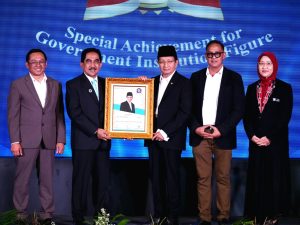 Menag Raih Top GPR Figure Award 2026, Prof. Aan Jaelani: Kehumasan Kunci Kepercayaan Publik