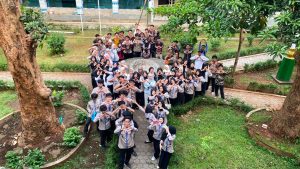 Tak Sekadar Teori, HIMPARIS UIN Siber Cirebon Praktik Kelola Sampah untuk Wujudkan Green Campus
