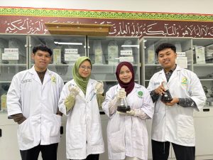 Mahasiswa Tadris Biologi UIN Siber Cirebon Teliti Mangrove untuk Kandidat Antibakteri di OASE 2026