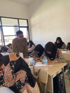 DPL UIN Siber Cirebon Pantau Ujian Praktik Mengajar di SMAN Tengah Tani, Mahasiswa Tampilkan Inovasi Pembelajaran